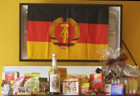 Stasi láká na východoněmeckou kuchyni.