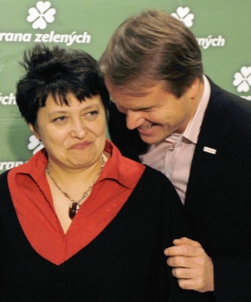 Svému šéfovi Bursíkovi Džamila Stehlíková odvolání z vlády nevyčítá.