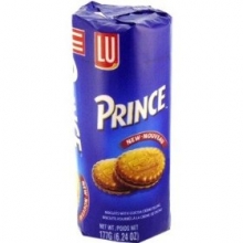 V menším balení jsou k dostání třeba sušenky Prince od firmy LU.