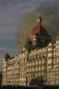 Hořící hotel Tádž Mahal.