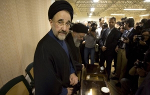 Naděje smíření západu a Íránu, reformista Chatámí.