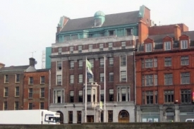 Dublinský hotel Clarence čeká radikální proměna.