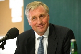 Mirek Topol&aacute;nek