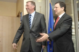 Premiér Topolánek a šéf Evropské koomise Barroso (březen 2007).