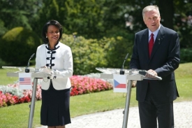 Premiér Mirek Topolánek a Condoleeza Riceová