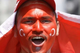 Turecký fanoušek je i přes prohru hrdý na svůj tým