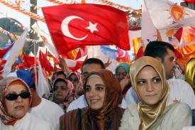 Erdoğanovci v Konyi