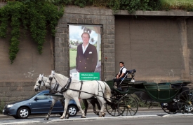 Viktor Kožený na billboardu parodující kampaň magistrátu.