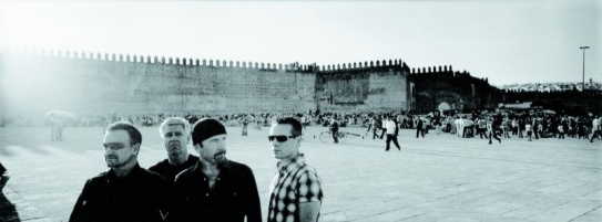U2 si jako jedno z míst natáčení alba zvolili marocký Fez.