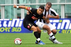 Fabio Quagliarella (Udine) a Giorgio Chiellini (Juventus)