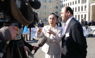 Asgar Can a Rebyia Kadeerová. Boj za práva Ujgurů.
