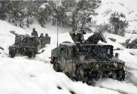 Hlídka commandos v afghánských horách