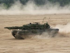 Polský tak Leopard 2 na cvičení.