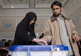 Evropská unie si stěžuje, že volby v Íránu neproběhly spravedlivě.