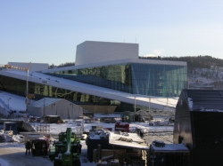 Výstavba opery v Oslu.