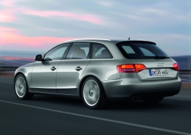 Audi A4 překvapí svými rozměry, které se blíží minulé generaci o třídu většího modelu A6.
