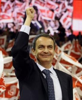 Zapatero na mítinku socialistů.