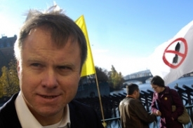 Martin Burs&iacute;k
