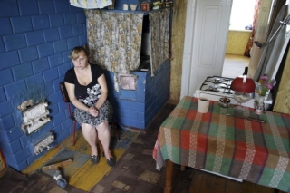 Manželka muže z Grodziska, který znásilňoval dceru, v jejich domku.