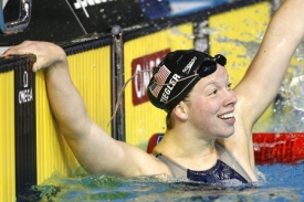 Americká plavkyně Kate Zieglerová nemohla po konci závodu věřit svým očím